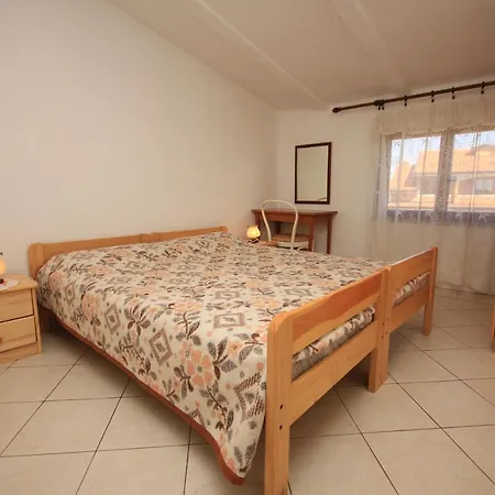 Family Friendly Apartments With A Swimming Pool Rovinj - 3394 Rovinj
