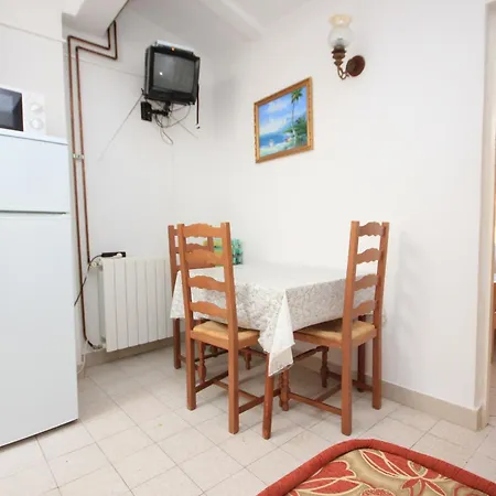 Family Friendly Apartments With A Swimming Pool Rovinj - 3394 Apartment Rovinj